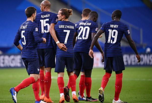 法国队战胜芬兰，延续不败战绩